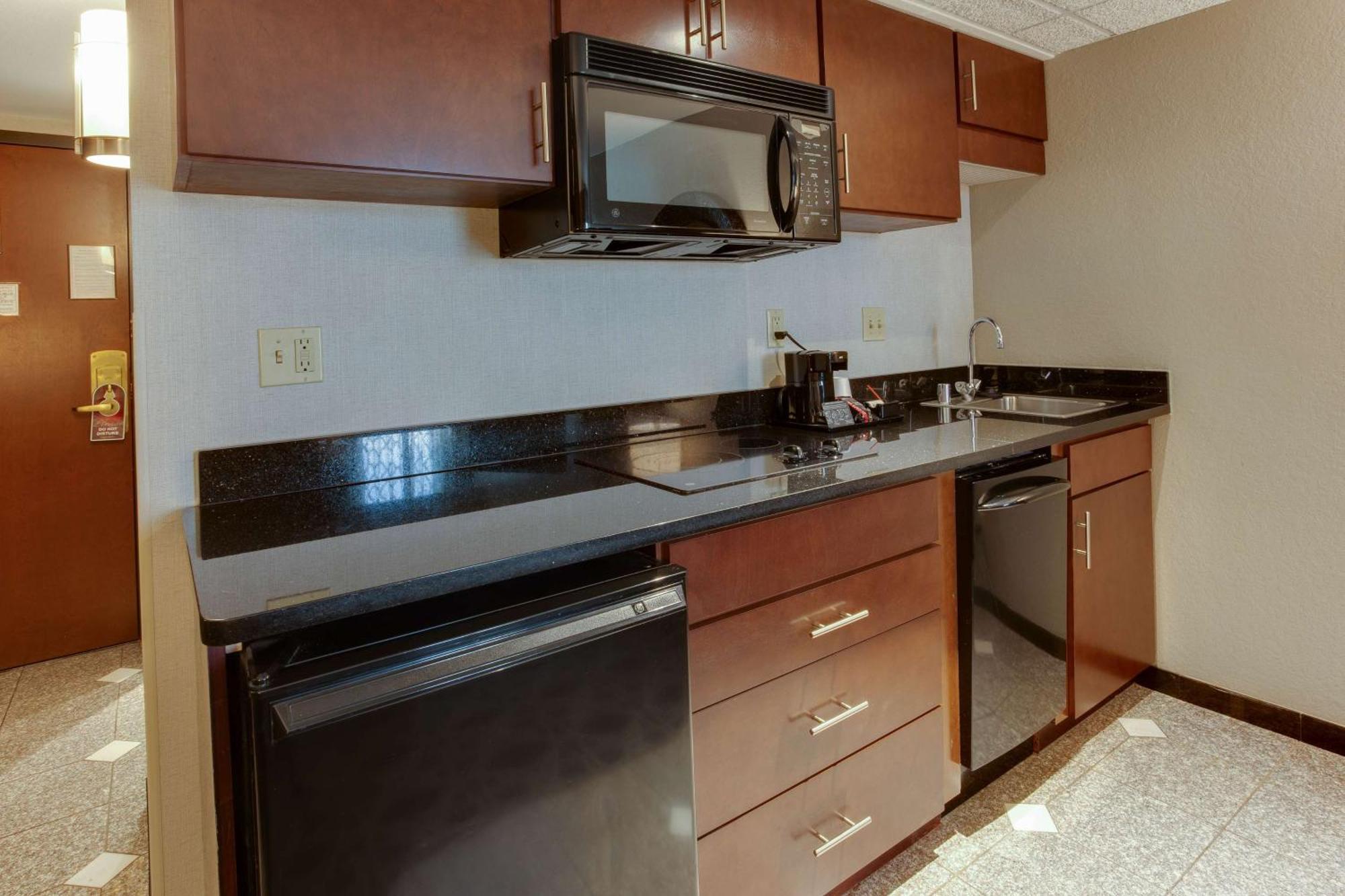 Drury Inn & Suites Louisville East Екстериор снимка