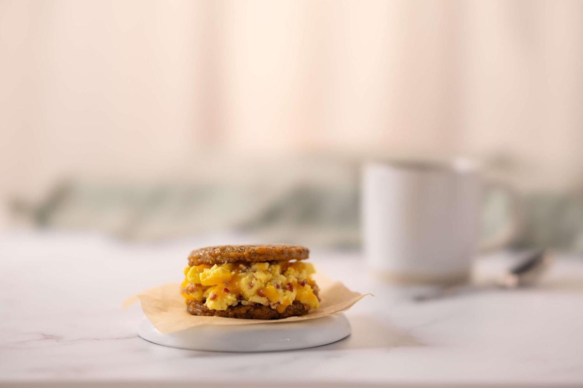 Drury Inn & Suites Louisville East Екстериор снимка